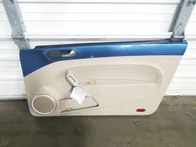Volkswagen 131-02561n 2013-2019 Beetle Front Passenger Rh Door Trim Panel Oem Lkq Volkswagen 131-02561n 2013-2019 Beetle Front Passenger Rh Door Trim Panel Oem Lkq
