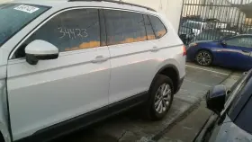 Volkswagen 204.vw1t18 Tiguan 2018 Front Door Trim Panel 107104