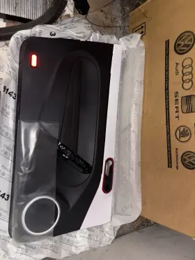 Volkswagen 5g1867011 Oem Vw Golf Gti Mk7 Front Left Door Panel Red Trim New Volkswagen 5g1867011 Oem Vw Golf Gti Mk7 Front Left Door Panel Red Trim New