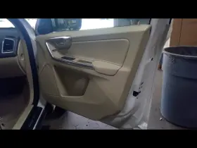 Volvo 204.vo1j14 2014 Xc60 Passenger Right Front Door Trim Panel 1607202 Volvo 204.vo1j14 2014 Xc60 Passenger Right Front Door Trim Panel 1607202